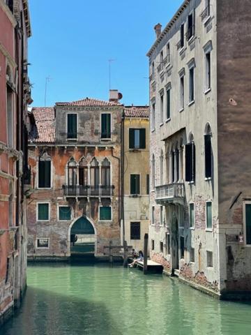 San Marco Apartment With Canal View Veneţia Exterior foto